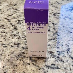 Rodan Fields Unblemish Oil Control Lotion